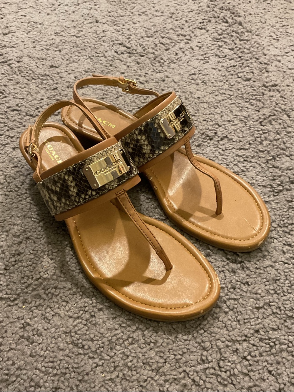 Coach Camel Tan Thong Leather Python Snakeskin Sandals Flip Flops Shoes sz 9